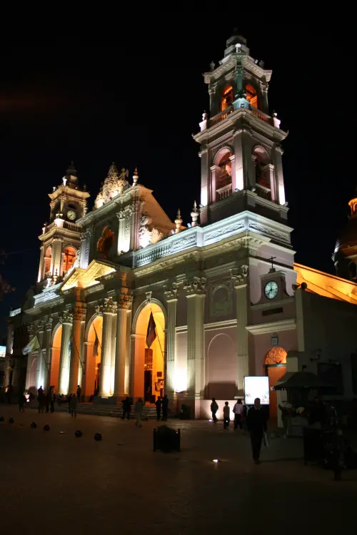 Salta cathedral at night